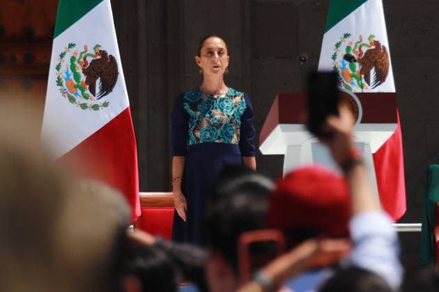 Claudia Sheinbaum s Briefing Assembly - Mexico Mexico’s President Claudia Sheinbaum Pardo speaking during the informative assembly about tariffs of U.S President Donald Trump and the sovereignty of the country at main square Zocalo. on March 9, 2025 in Mexico City, Mexico. Photo by Carlos Santiago Eyepix Group ABACAPRESS.COM Mexico City Mexico  Copyright: xEyepix ABACAx