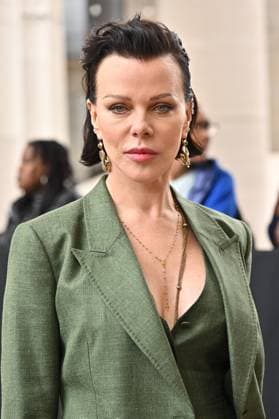 PFW Gabriela Hearst Outside Arrivals Debi Mazar arriving at Gabriela Hearst show during Paris Fashion Week in Paris, France on March 10, 2025. Photo by Julien Reynaud APS-Medias ABACAPRESS.COM Paris France  Copyright: xReynaudxJulien APS-Medias ABACAx