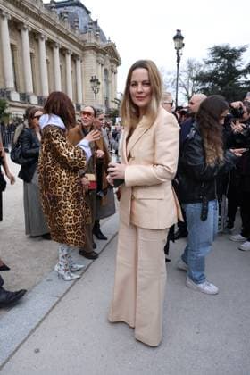 Arrivals at the Zimmermann Fashion Collection Ready to Wear Fall Winter 2025 2026 show during Paris Fashion Week PFW Melissa George at the arrivals at the Zimmermann Fashion Collection Ready to Wear Fall Winter 2025 2026 show during Paris Fashion Week PFW , in Paris, France, on March 10, 2025 Denis Guignebourg Bestimage Aarrivals at the Zimmermann Fashion Collection Ready to Wear Fall Winter 2025 2026 show during Paris Fashion Week PFW , in Paris, France, on March 10, 2025 Paris France  Copyright: xDenisxGuignebourgx xBestimagexDenisxGuignebourgx xBestimagex