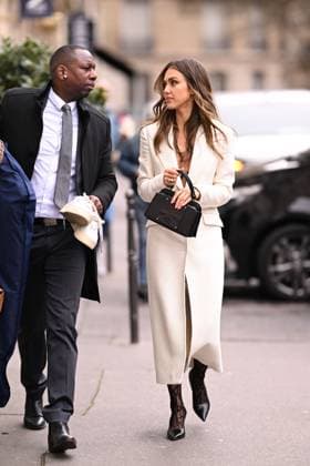 Jessica Alba exiting the Gabriela Hearst Mode Collection Prêt à Porter Fall Winter 2025 2026 show as part of Paris Fashion Week PFW Jessica Alba exiting the Gabriela Hearst Mode Collection Prêt à Porter Fall Winter 2025 2026 show as part of Paris Fashion Week PFW at Palais De Tokyo, in Paris, France, March 10, 2025 Pierre Perusseau Bestimage Celebs attend the Gabriela Hearst Womenswear Fall Winter 2025 2026 show as part of Paris Fashion Week at Palais De Tokyo on March 10, 2025 in Paris, France Paris France  Copyright: xPierrexPerusseaux xBestimagexPierrexPerusseaux xBestimagex