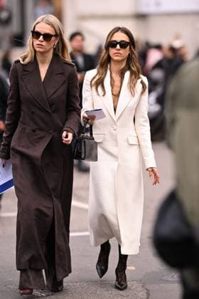 Jessica Alba exiting the Gabriela Hearst Mode Collection Prêt à Porter Fall Winter 2025 2026 show as part of Paris Fashion Week PFW Jessica Alba exiting the Gabriela Hearst Mode Collection Prêt à Porter Fall Winter 2025 2026 show as part of Paris Fashion Week PFW at Palais De Tokyo, in Paris, France, March 10, 2025 Pierre Perusseau Bestimage Celebs attend the Gabriela Hearst Womenswear Fall Winter 2025 2026 show as part of Paris Fashion Week at Palais De Tokyo on March 10, 2025 in Paris, France Paris France  Copyright: xPierrexPerusseaux xBestimagexPierrexPerusseaux xBestimagex