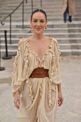 PFW Zimmerman Outside Arrivals Guest arriving at Zimmerman show during Paris Fashion Week in Paris, France on March 10, 2025. Photo by Julien Reynaud APS-Medias ABACAPRESS.COM Paris France  Copyright: xReynaudxJulien APS-Medias ABACAx