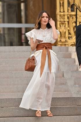 PFW Zimmerman Outside Arrivals Rose Byrne arriving at Zimmerman show during Paris Fashion Week in Paris, France on March 10, 2025. Photo by Julien Reynaud APS-Medias ABACAPRESS.COM Paris France  Copyright: xReynaudxJulien APS-Medias ABACAx