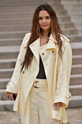 PFW Zimmerman Outside Arrivals Katie Holmes arriving at Zimmerman show during Paris Fashion Week in Paris, France on March 10, 2025. Photo by Julien Reynaud APS-Medias ABACAPRESS.COM Paris France  Copyright: xReynaudxJulien APS-Medias ABACAx