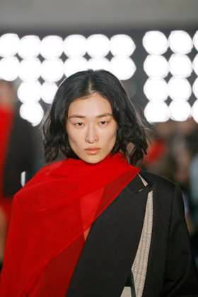 Sacai Ready to Wear Fall Winter 2025 - Paris, March 2025 Sacai Ready to Wear Fall Winter 2025 - Paris, March 2025, Credit:Zeppelin Avalon  Copyright: xZeppelinx xAvalonx 0974347145