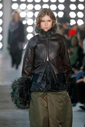 Sacai Ready to Wear Fall Winter 2025 - Paris, March 2025 Sacai Ready to Wear Fall Winter 2025 - Paris, March 2025, Credit:Zeppelin Avalon  Copyright: xZeppelinx xAvalonx 0974347317