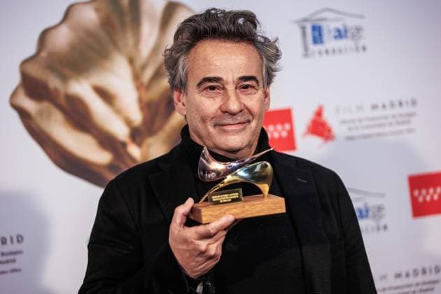 March 10, 2025, Madrid, Spain: Eduard Fernandez holds the Best Leading Actor in Cinema Award for Marco at the Actor s Union Awards Ceremony at the Teatro Circo Price. Madrid Spain - ZUMAs197 20250310_aaa_s197_286 Copyright: xMarcoxBaradax