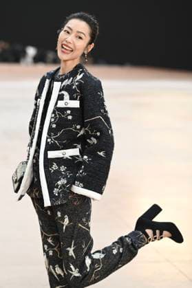 Paris Fashion Week People at Chanel show, Arrival of celebrities at Grand Palais for Chanel Show 441654 2025 03 11 Paris France Wen, Liu  Copyright: xSergexArnalx xStarfacex STAR_441654_007