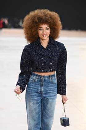 Paris Fashion Week People au defile Chanel, Arrival of celebrities at Grand Palais for Chanel Show 441654 2025 03 11 Paris France Peak, Whitney  Copyright: xSergexArnalx xStarfacex STAR_441654_058
