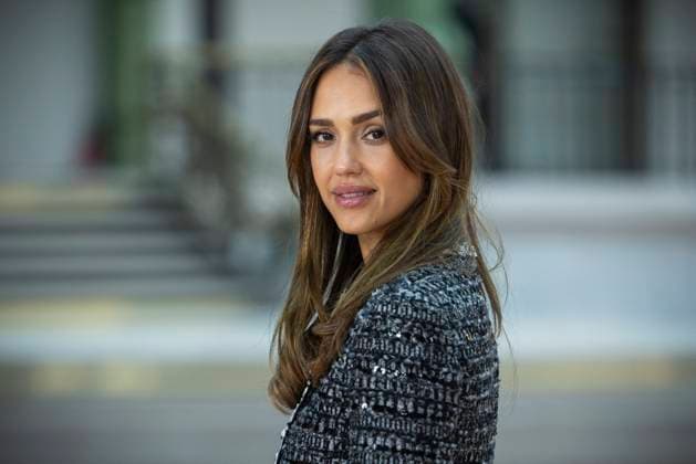 Photocall of the Chanel Womens Fashion Show Ready to Wear Fall Winter 2025 2026 during Paris Fashion Week PFW at the Grand Palais Jessica Alba at the photocall of the Chanel Womens Fashion Show Ready to Wear Fall Winter 2025 2026 during Paris Fashion Week PFW at the Grand Palais, Paris, France, March 11, 2025 Olivier Borde Bestimage Celebs at Chanel Fashion Show Ready to Wear Collection Fall Winter 2025 2026 during Paris Fashion Week, on march 11th 2025 Paris France  Copyright: xOLIVIERxBORDEx xBESTIMAGExOLIVIERxBORDEx xBESTIMAGEx