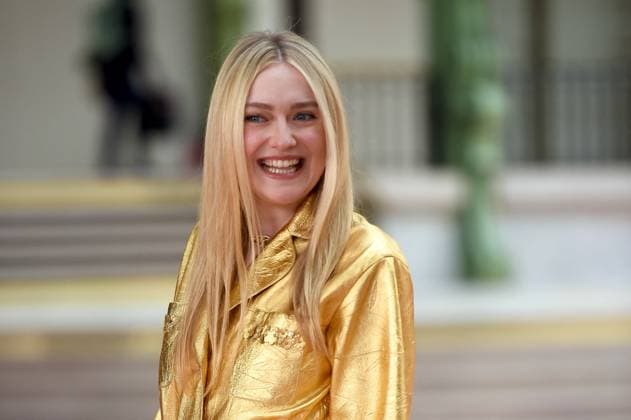 PFW - Chanel Photocall Dakota Fanning attends the Chanel Womenswear Fall Winter 2025-2026 show as part of Paris Fashion Week at Grand Palais on March 11, 2025 in Paris, France. - EDITORIAL USE ONLY - Photo by Franck Castel ABACAPRESS.COM Paris France  Copyright: xCastelxFranck ABACAx