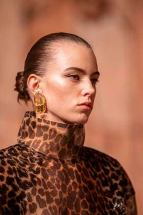 PFW - Saint Laurent Runway Models present creations by Saint Laurent for the Womenswear Ready-to-wear Fall-Winter 2025 2026 collection as part of the Paris Fashion Week, in Paris on March 11, 2025.Photo by Eliot Blondet ABACAPRESS.COM Paris France  Copyright: xBlondetxEliot ABACAx
