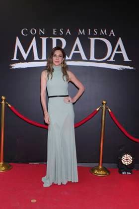 Con Esa Misma Mirada Tv Series Photocall Iliana Fox poses during a Photocall for the presentation of the Vix Original Series Con Esa Misma Mirada . on March 11, 2025 in Mexico City, Mexico. (Photo by Yamak Perea Eyepix Group) Copyright: xYamakxPerea xEyepixxGroupx YP_11032025_146511