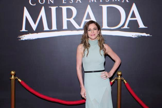 Con Esa Misma Mirada Tv Series Photocall Iliana Fox poses during a Photocall for the presentation of the Vix Original Series Con Esa Misma Mirada . on March 11, 2025 in Mexico City, Mexico. (Photo by Yamak Perea Eyepix Group) Copyright: xYamakxPerea xEyepixxGroupx YP_11032025_146516