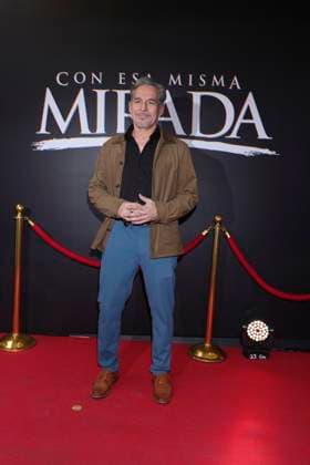 Con Esa Misma Mirada Tv Series Photocall Juan Rios Cantu poses during a Photocall for the presentation of the Vix Original Series Con Esa Misma Mirada . on March 11, 2025 in Mexico City, Mexico. (Photo by Yamak Perea Eyepix Group) Copyright: xYamakxPerea xEyepixxGroupx YP_11032025_146522