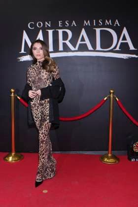 Con Esa Misma Mirada Tv Series Photocall Sofia Castro poses during a Photocall for the presentation of the Vix Original Series Con Esa Misma Mirada . on March 11, 2025 in Mexico City, Mexico. (Photo by Yamak Perea Eyepix Group) Copyright: xYamakxPerea xEyepixxGroupx YP_11032025_146531