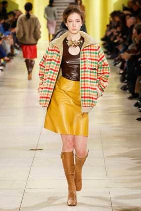 Défilé Miu Miu Collection Prêt à Porter Automne Hiver 2025 2026 lors de la Fashion Week de Paris PFW Défilé Miu Miu Collection Prêt à Porter Automne Hiver 2025 2026 lors de la Fashion Week de Paris, le 11 mars 2025 Miu Miu Fashion Show Ready to Wear Collection Fall Winter 2025 2026 at Paris Fashion Week, on March 11th, 2025 Paris France  Copyright: xAgencex xBestimagexAgencex xBestimagex