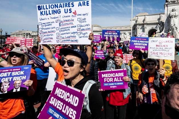 Bilder des Jahres 2025, News 03 März News Themen der Woche KW11 News Bilder des Tages March 12, 2025, Washington, District Of Columbia, USA: People with signs at a rally to save healthcare in Washington, D.C. Washington USA - ZUMAb161 20250312_aap_b161_027 Copyright: xMichaelxBrochsteinx