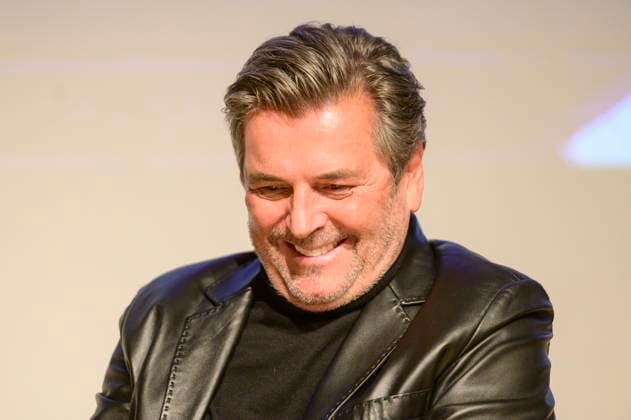Thomas Anders bei der Übergabe einer originalen Yamaha KX5 Keytar von Modern Talking mit Kurzauftritt an die Stiftung Haus der Geschichte der Bundesrepublik Deutschland. Bonn, 11.03.2025