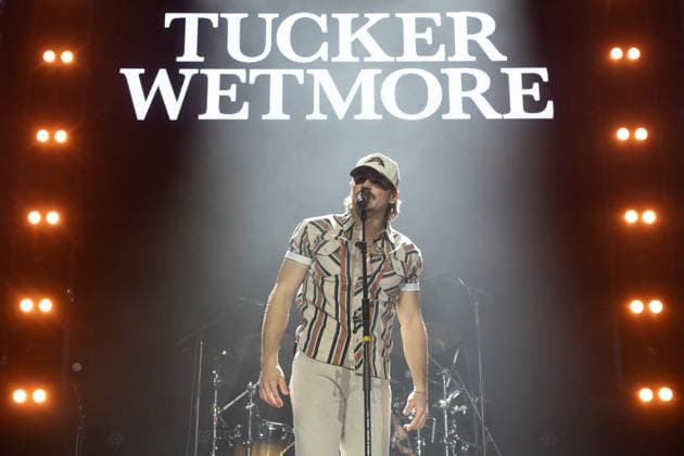 Bilder des Jahres 2025, Entertainment 03 März Entertainment Themen der Woche KW11 Entertainment Bilder des Tages Tucker Wetmore performs at Country 2 Country Music Festival 2025 Friday at O2 Arena, London, UK American singer-songwriter Tucker Wetmore performs at the Country 2 Country (C2C) Music Festival - O2 Arena, London, England, UK on Friday 14 March 2025., Credit:Justin Ng Avalon UK, England, London, O2 Arena  Copyright: xJustinxNgx xAvalonx 0975804689