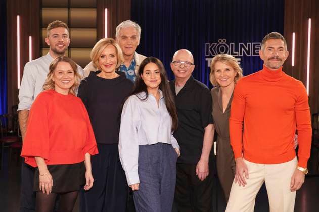 Entertainment Themen der Woche KW11 Entertainment Bilder des Tages Christoph Kramer, Nova Meierhenrich, Petra Gerster, Petra Gerster, Walter Sittler, Almila Bagriacik, Oliver Rohrbeck, Susan Link und Micky Beisenherz bei der Aufzeichnung der WDR-Talkshow Kölner Treff im WDR Studio BS 3. Köln, 14.03.2025 *** Christoph Kramer, Nova Meierhenrich, Petra Gerster, Petra Gerster, Walter Sittler, Almila Bagriacik, Oliver Rohrbeck, Susan Link and Micky Beisenherz at the recording of the WDR talk show Kölner Treff at WDR Studio BS 3 Cologne, 14 03 2025 Foto:xC.xAdolph xFuturexImagex koelner_treff1403_5303