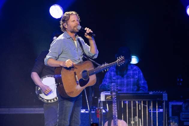Dierks Bentley headlines Country 2 Country Music Festival 2025, Saturday - O2 Arena, London, UK please note photos are strictly for editorial purposes only American singer-songwriter Dierks Bentley headlines the Country 2 Country (C2C) Music Festival - O2 Arena, London, England, UK on Saturday 15 March 2025., Credit:Justin Ng Avalon UK, England, London, O2 Arena Copyright: xJustinxNgx xAvalonx 0976155686