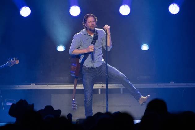 Dierks Bentley headlines Country 2 Country Music Festival 2025, Saturday - O2 Arena, London, UK please note photos are strictly for editorial purposes only American singer-songwriter Dierks Bentley headlines the Country 2 Country (C2C) Music Festival - O2 Arena, London, England, UK on Saturday 15 March 2025., Credit:Justin Ng Avalon UK, England, London, O2 Arena Copyright: xJustinxNgx xAvalonx 0976155694