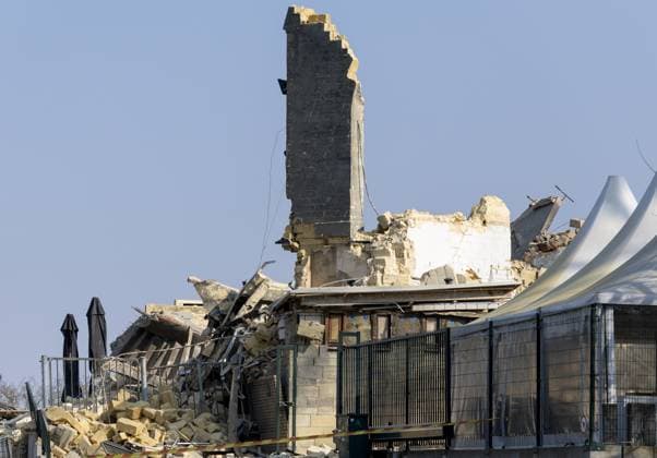 Bilder des Jahres 2025, News 03 März News Themen der Woche KW11 News Bilder des Tages VALKENBURG - The Wilhelmina tower in Valkenburg that has collapsed. The watchtower on the Heunsberg, a national monument, is a well-known attraction in the South Limburg town. ANP MARCEL VAN HOORN netherlands out - belgium out  Copyright: xx x522452114x originalFilename: 522452114.jpg