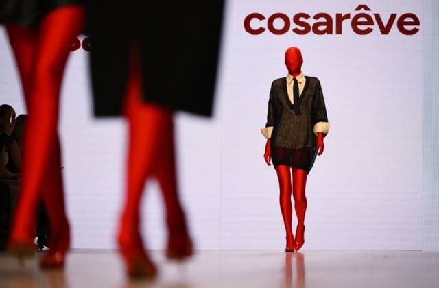Entertainment Bilder des Tages Russia Moscow Fashion Week 8880349 16.03.2025 Models present creations by the brand COSAREVE during the 4th Moscow Fashion Week at the Manege Central Exhibition Hall in Moscow, Russia. Grigory Sysoev Sputnik Moscow Russia  Copyright: xGrigoryxSysoevx