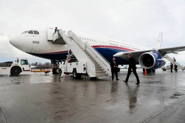 March 16, 2025, Montreal, Quebec, Canada: Prime Minister Mark Carney departs Montreal, on route to Paris, France on Sunday, March 16, 2025. Montreal Canada  - ZUMAc35_ 20250316_zaf_c35_063 Copyright: xSeanxKilpatrickx