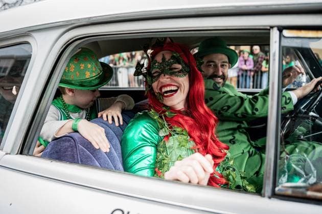 Bilder des Jahres 2025, News 03 März News Themen der Woche KW11 News Bilder des Tages (250317) -- BOSTON, March 17, 2025 -- People attend the St. Patrick s Day Parade in Boston, Massachusetts, the United States, March 16, 2025. St. Patrick s Day is widely celebrated by Irish communities around the world. (Photo by Xinhua) U.S.-BOSTON-ST. PATRICK S DAY-PARADE ZiyuxJulianxZhu 