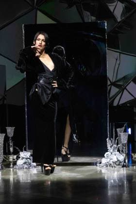 March 16, 2025, Los Angeles, California, USA: The Garden of Forking Paths Spring Fashion Show by SELENEE at the Neue House in Los Angeles, California on March 16, 2025. Los Angeles USA - ZUMAw213 20250316_zep_w213_046 Copyright: xClutchxPocketsxWamblix