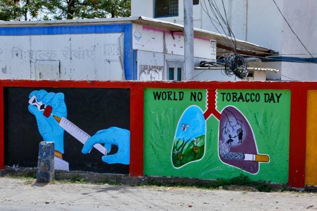 Daily Life In Dehradun A mural promotes World No Tobacco Day in Dehradun, Uttarakhand, India, on April 19, 2024. Dehradun Uttarakhand India  Copyright: xCreativexTouchxImagingxLtdx originalFilename: friedman-dailylif240419_npkYu.jpg