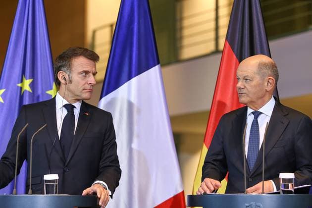 News Themen der Woche KW12 News Bilder des Tages Berlin, Deutschland, 18.03.2025: Bundeskanzleramt: Empfang des französischen Präsidenten durch den deutschen Kanzler: Emmanuel Macron und Bundeskanzler Olaf Scholz (SPD) *** Berlin, Germany, 18 03 2025 Federal Chancellery Reception of the French President by the German Chancellor Emmanuel Macron and Federal Chancellor Olaf Scholz SPD Copyright: xdtsxNachrichtenagenturx dts_62570