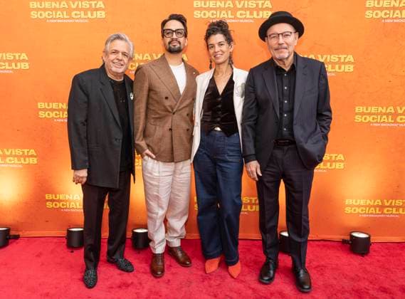 Bilder des Jahres 2025, Entertainment 03 März Entertainment Themen der Woche KW12 Entertainment Bilder des Tages March 19, 2025, New York, New York, USA: Luis A. Miranda Jr, Lin-Manuel Miranda, Quiara Alegria Hudes and Ruben Blades attend Buena Vista Social Club Broadway musical opening night at Gerald Schoenfeld Theatre in New York on March 19, 2025 New York USA - ZUMAr339 20250319_znp_r339_113 Copyright: xLevxRadinx