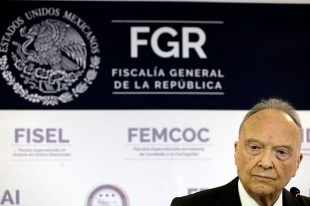 News Bilder des Tages Alejandro Gertz Manero Rancho Izaguirre Case News Conference The Attorney General of the Republic of Mexico, Alejandro Gertz Manero, during a press conference reported that they will investigate irregularities in the investigation process of the Jalisco State Attorney General s Office in the case of the Rancho Izarrguirre located in the municipality of Teuchitlan, in the state of Jalisco, as a possible extermination and training camp for organized crime, where human remains, clothing and hundreds of pairs of shoes were found. on March 19, 2025 in Mexico City, Mexico. (Photo by Luis Barron Eyepix Group) Copyright: xLuisxBarron xEyepixxGroupx LB_19032025_147998