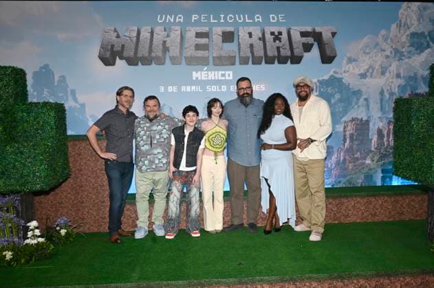 (L-R) Torfi Frans olafsson, Jack Black, Sebastian Eugene Hansen, Emma Myers, Jared Hess, Danielle Brooks and Jason Momoa attend the Photocall for the Minecraft film at Mexico City St. Regis Hotel. on March 21, 2025 in Mexico City, Mexico. Mexico City Mexico - ZUMAe321 20250321_zia_e321_057 Copyright: xCarlosxTischlerx