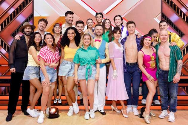 Entertainment Themen der Woche KW12 Entertainment Bilder des Tages Die verbliebenen Tanzpaare bei der 18. Staffel der RTL-Tanzshow Lets Dance im Coloneum. Köln, 21.03.2025 NRW Deutschland *** The remaining dance couples at the 18th season of the RTL dance show Lets Dance at the Coloneum Cologne, 21 03 2025 NRW Germany Copyright: xChristophxHardtx