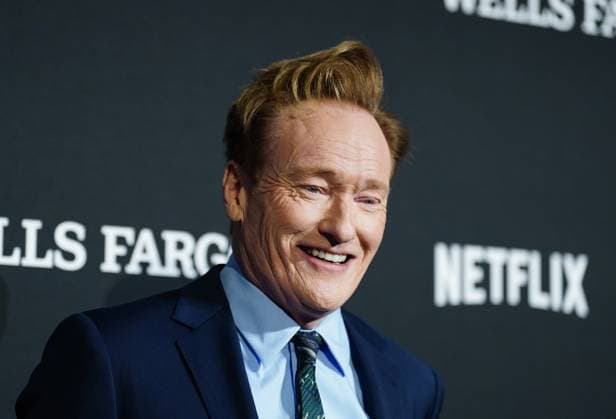 Entertainment Themen der Woche KW12 Entertainment Bilder des Tages Conan O Brien arrives on the red carpet for a ceremony to receive the 26th Mark Twain Prize for American Humor Awards at the Kennedy Center for the Performing Arts in Washington DC on Sunday, March 23, 2025.  WAP20250323502 BONNIExCASH