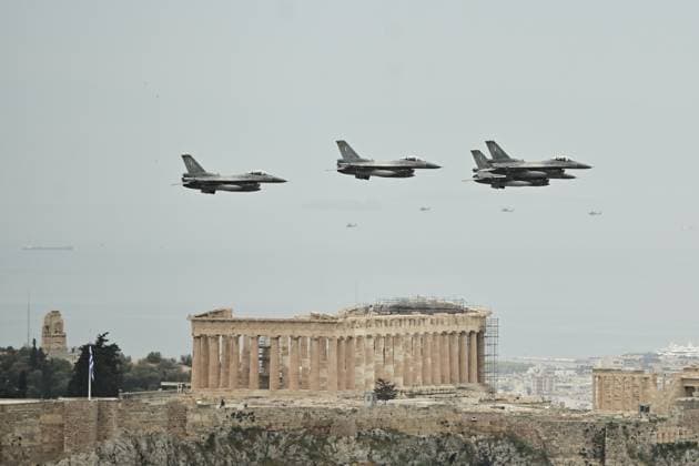 Bilder des Jahres 2025, News 03 März News Themen der Woche KW13 News Bilder des Tages Military personnel and hardware participate in Greek Independence Day Military Parade in Athens, Greece, 25 March 2025. Thousands of military personnel from each of the Hellenic Armed Forces™ three services took part in the parade, as well as civil and military marching bands. Greek Independence Day coincides with the Feast of the Annunciation, celebrated widely by Greek Orthodox Christians. IMAGO ONE INCH PRODUCTIONS ATHENS Greece Copyright: xOnexInchxProductionsx 6513774