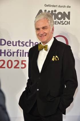 3. Deutschen Hörfilmpreis 2025. Walter Sattler Ankunft zum c in Berlin, am 25.03.2025