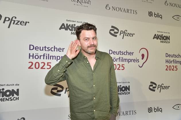 3. Deutschen Hörfilmpreis 2025. Friedrich Muecke Ankunft zum c in Berlin, am 25.03.2025