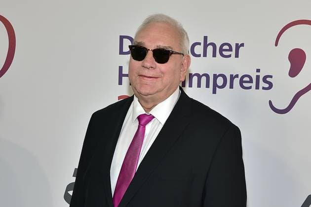 3. Deutschen Hörfilmpreis 2025. Hans-Werner Lange, Präsident des DBSV Ankunft zum 23. Deutschen Hoerfilmpreis in Berlin, am 25.03.2025