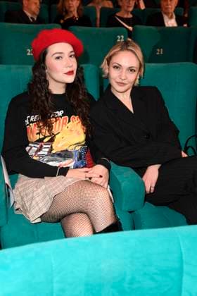 Julia Kelsch und Emma Nova bei der Verleihung vom Deutschen Hoerfilmpreis am 25.03.2025 in Berlin Deutscher Hoerfilmpreis 2025 in Berlin