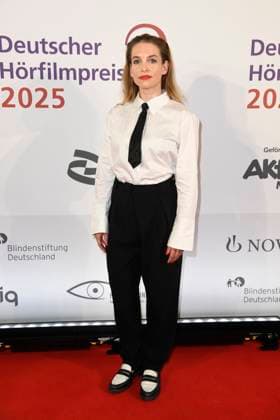 Sina Martens bei der Verleihung vom Deutschen Hoerfilmpreis am 25.03.2025 in Berlin Deutscher Hoerfilmpreis 2025 in Berlin