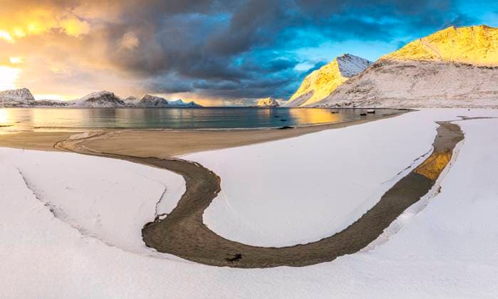 Creative Highlights World Haukland beach covered with snow, Lofoten Islands Norway, Nordland, Leknes CR_ROMO25031745-1680990-01