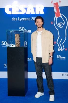Cesar Des Lyceens 2025 Pierre Niney attending the Le Comte De Monte-Christo - Cesar Des Lyceens 2025 at La Sorbonne University in Paris, France on March 26, 2025. Photo by Aurore Marechal ABACAPRESS.COM Paris France  Copyright: xMarechalxAurore ABACAx