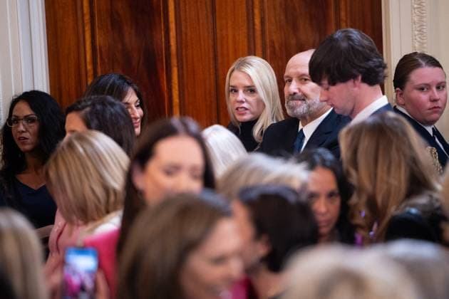 White House Rep. Lauren Boebert (R-Colo.), at far left, Attorney General Pam Bondi, center, and Commerce Secretary Howard Lutnick, center right, are seen during a Women s History Month event at the White House March 26, 2025. (Francis Chung POLITICO) Washington District of Columbia United States  Copyright: xPool ABACAx