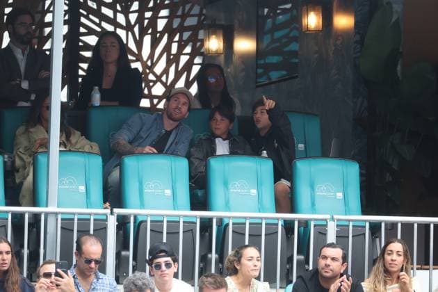 MIAMI GARDENS, FL - MARCH 28: Lionel Messi 10 of Inter Miami and his wife Antonela Roccuzzo and their kids Thiago, Mateo, and Ciro are all seen watching Novak Djokovic of Serbia defeat Grigor Dimitrov of Bulgaria in their match on Day 11 of the Miami Open at Hard Rock Stadium on March 28, 2025 in Miami Gardens, Florida People: Lionel Messi, Antonela Roccuzzo and Kids Copyright: xHoo-mex xMediaPunchx