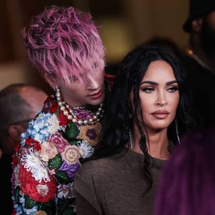 (FILE) Megan Fox and Machine Gun Kelly welcome baby girl (FILE) Megan Fox and Machine Gun Kelly welcome baby girl on Thursday, March 27, 2025. BEVERLY HILLS, LOS ANGELES, CALIFORNIA, USA - APRIL 10: American rapper and singer-songwriter Machine Gun Kelly (Colson Baker) and girlfriend American actress Megan Fox arrive at The Daily Front Row s 6th Annual Fashion Los Angeles Awards presented by Yes I Am Cacharel, Moroccanoil, Sunglass Hut, MCM, FIJI, Whispering Angel, and Sleep Spa Hastens held at the Beverly Wilshire, A Four Seasons Hotel on April 10, 2022 in Beverly Hills, Los Angeles, California, United States. Beverly Wilshire, A Four Seasons Hotel, Beverly Hills, Los Angeles, California, USA California United States  Copyright: xImagexPressxAgencyx originalFilename: collin-filemega250327_npl0Y.jpg